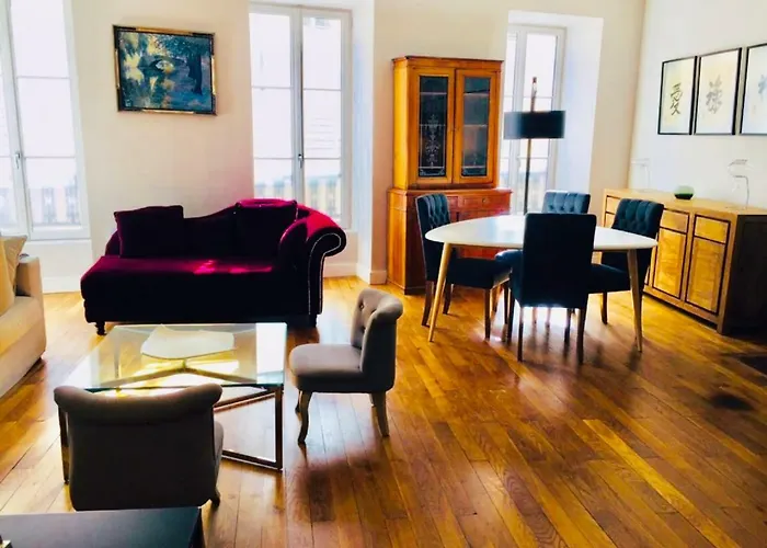 Апартаменти Tonneliers33 *