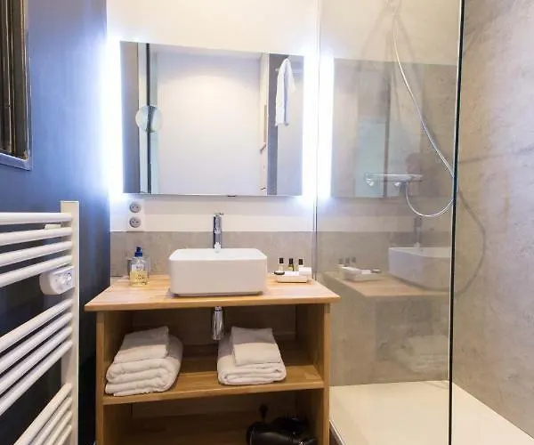 Апартаменти Tonneliers33 *