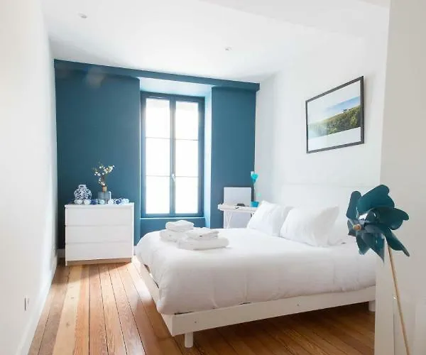 Апартаменти Tonneliers33 *